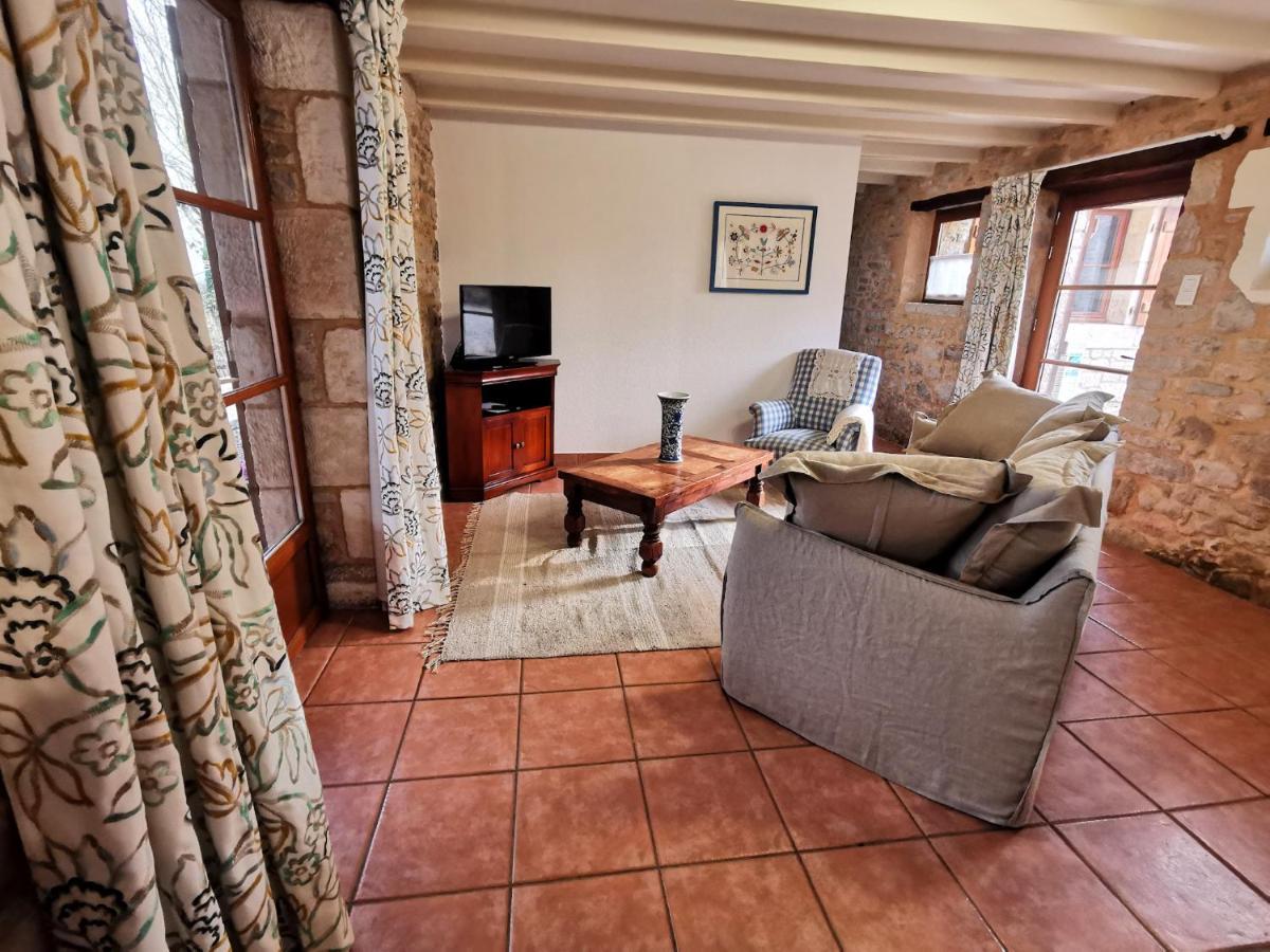 3 Self-Contained Gites With Pool And Games Room Saint-Georges-de-Noisne Exterior photo